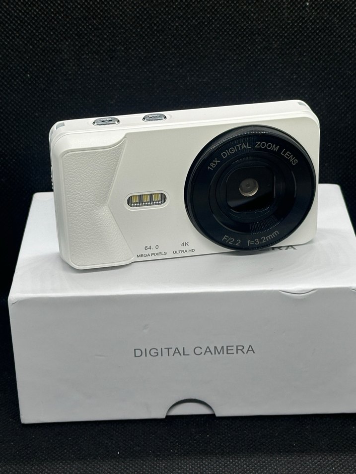 Beyaz Dijital Kamera 64MP 4K Video - Görsel 5