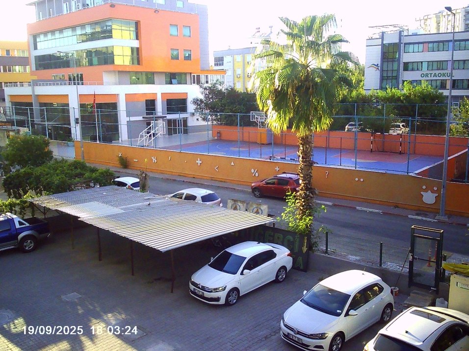 Beyaz Dijital Kamera 64MP 2.83" OLED Ekran - Görsel 5