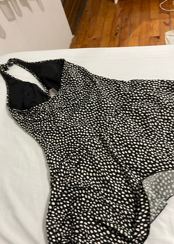 Puantiyeli kadın deniz mayosu - Görsel 4