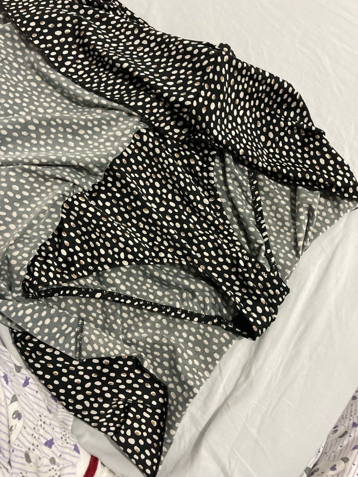 Puantiyeli kadın deniz mayosu - Görsel 2