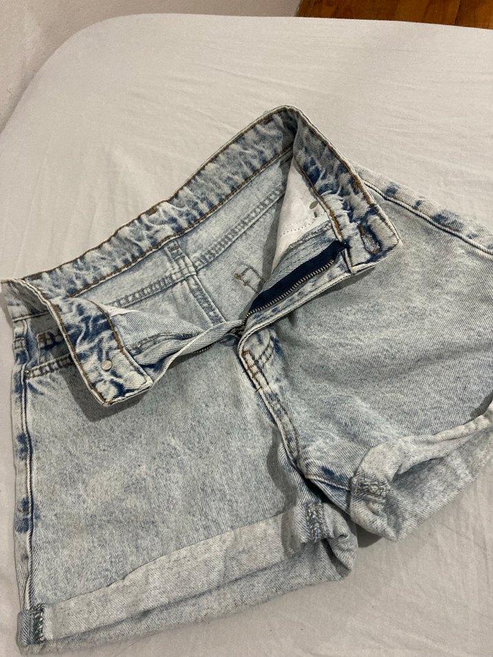 Mavi kadın kot şort - Görsel 3