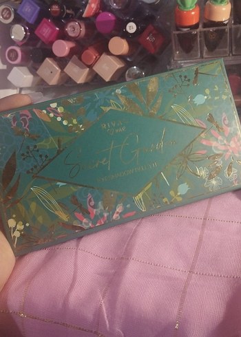 rival loves me secret garden far paleti - Görsel 2