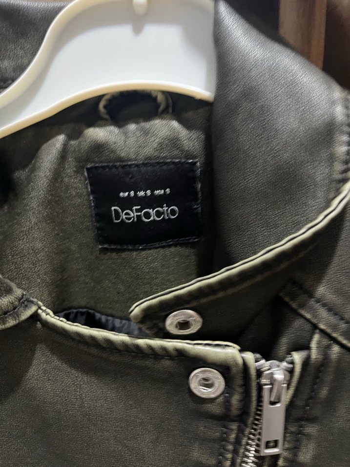 Kemer Detaylı koyu yeşil tonlarında Deri Kadın Ceket - Görsel 3