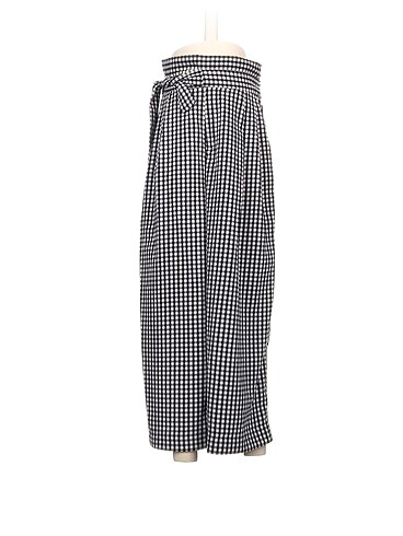 Zara Düz Kesim %70 İndirimli.