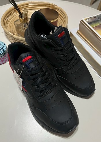 FILA Siyah Renkli Erkek Spor Ayakkabı 41 Numara - Görsel 2
