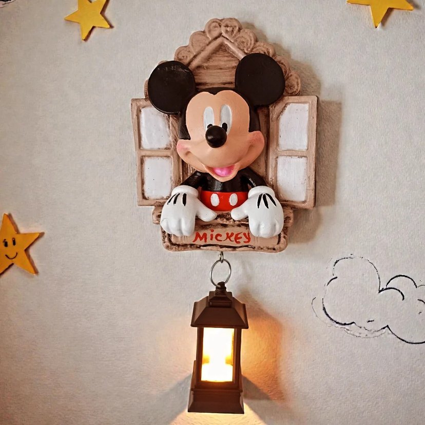 Mickey Mouse Figürlü Renkli Duvar Lambası - Görsel 2