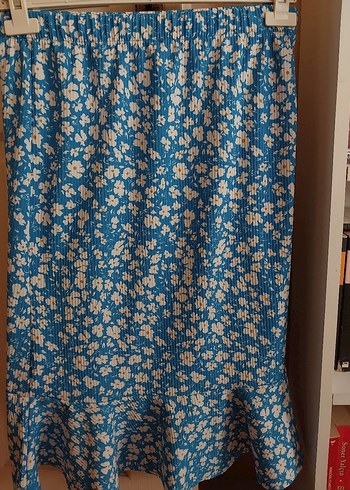 Mavi Pilili Uzun Fırfırlı Etek - Görsel 3