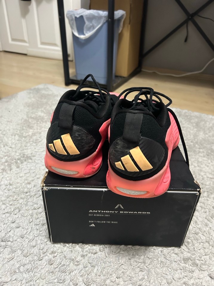 Adidas Ae1 Basketbol Ayakkabısı 48 Numara - Görsel 2