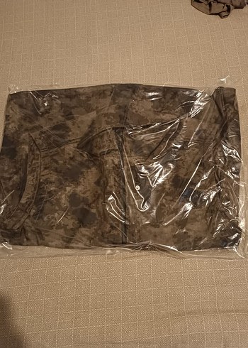 Erkek Kamuflaj Desenli V Yaka Kolsuz Ceket sıfır hiç kullanılms - Görsel 4