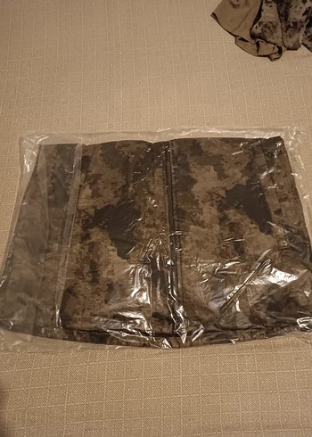 Erkek Kamuflaj Desenli V Yaka Kolsuz Ceket sıfır hiç kullanılms - Görsel 5