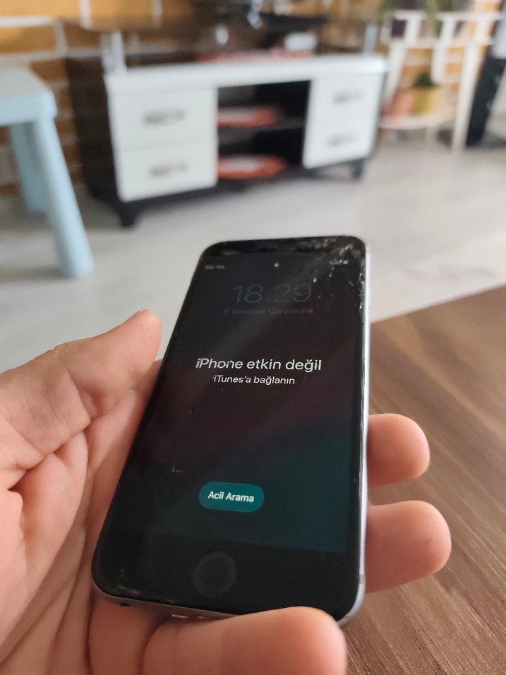 iPhone 6 s. Arızalı hurda niyetine - Görsel 2