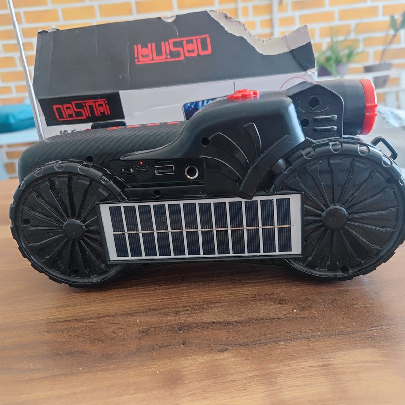 Günes enerjili ses bombası hemde pawer bank - Görsel 2