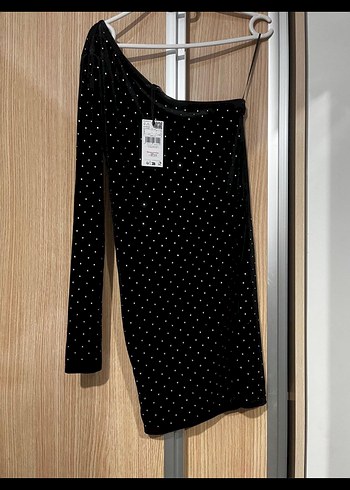 Tek Kollu Siyah Mini Elbise - Görsel 2