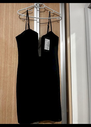 V Yaka Siyah Midi Goth Elbise - Görsel 2