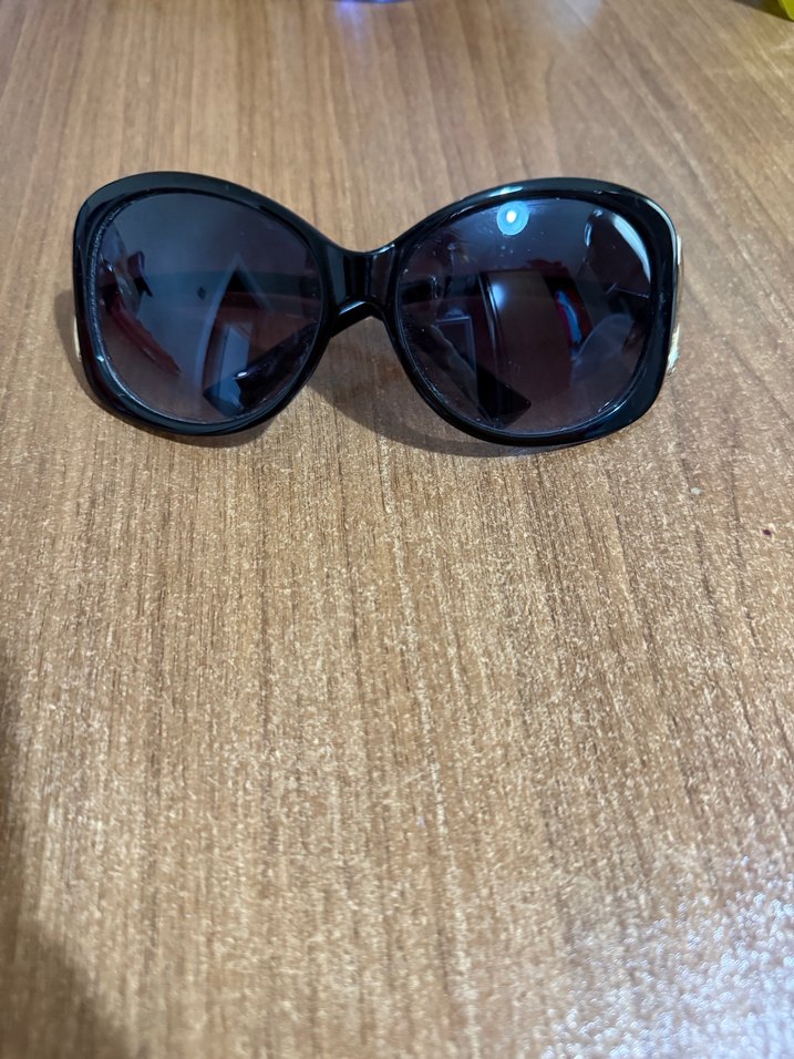 Klasik Siyah Transparan Kadın Güneş Gözlüğü - Görsel 2