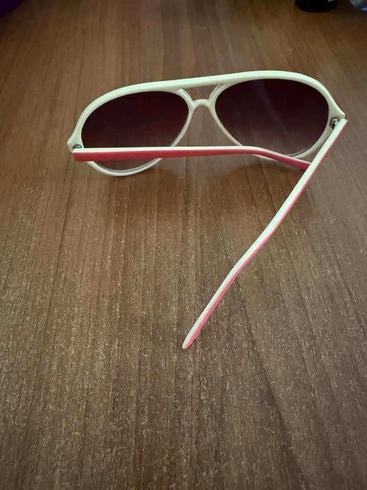 Parlak Pembe Retro Kadın Güneş Gözlüğü - Görsel 2