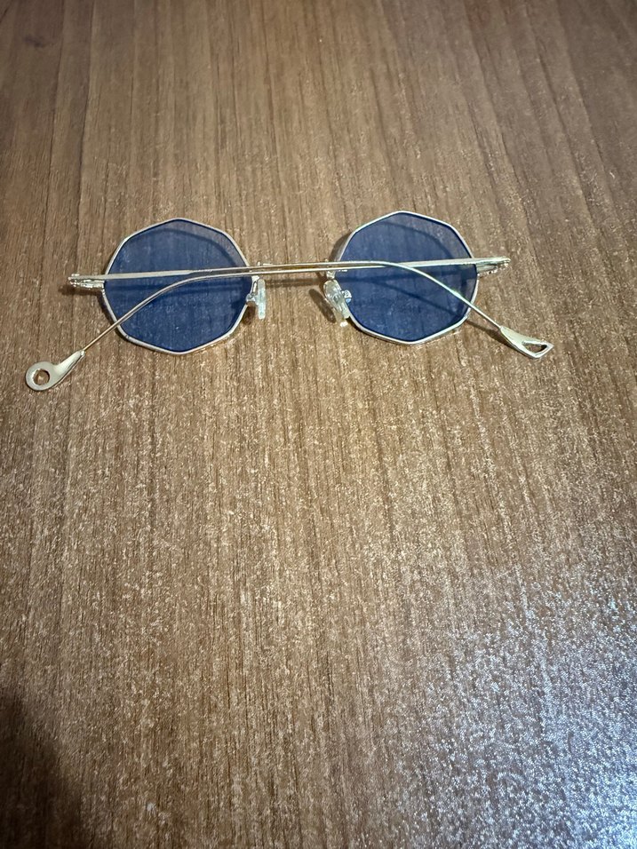 Şeffaf Çerçeveli Mavi Vintage Güneş Gözlüğü - Görsel 2