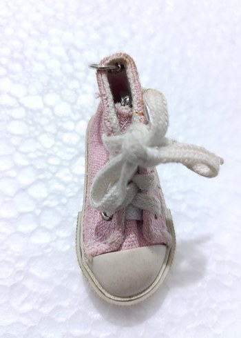 Pembe Kız Çocuk Ayakkabısı Saat Detaylı Anahtarlık - Görsel 3