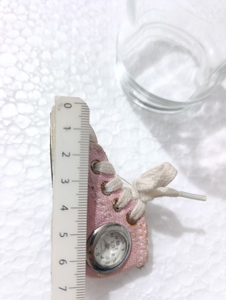 Pembe Kız Çocuk Ayakkabısı Saat Detaylı Anahtarlık - Görsel 4