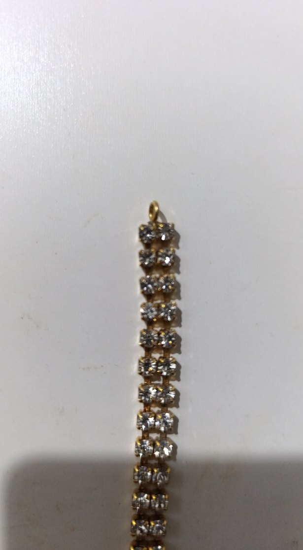 Zincir Detaylı Altın Renk Kadın Bileklik - Görsel 4