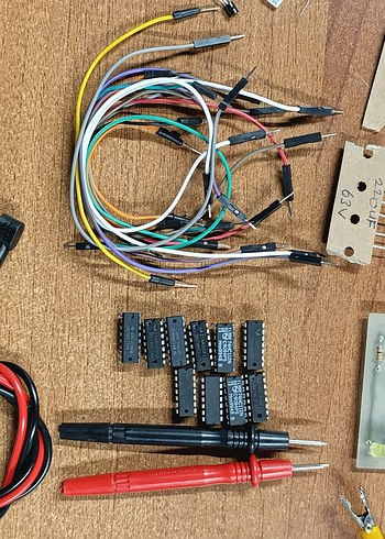 Elektronik Devre Parçaları Seti - Görsel 4