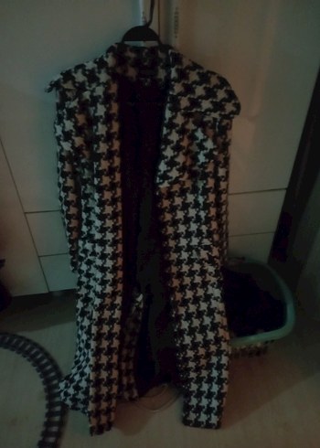 Düğmeli Uzun Siyah Kadın Kaban - Görsel 2