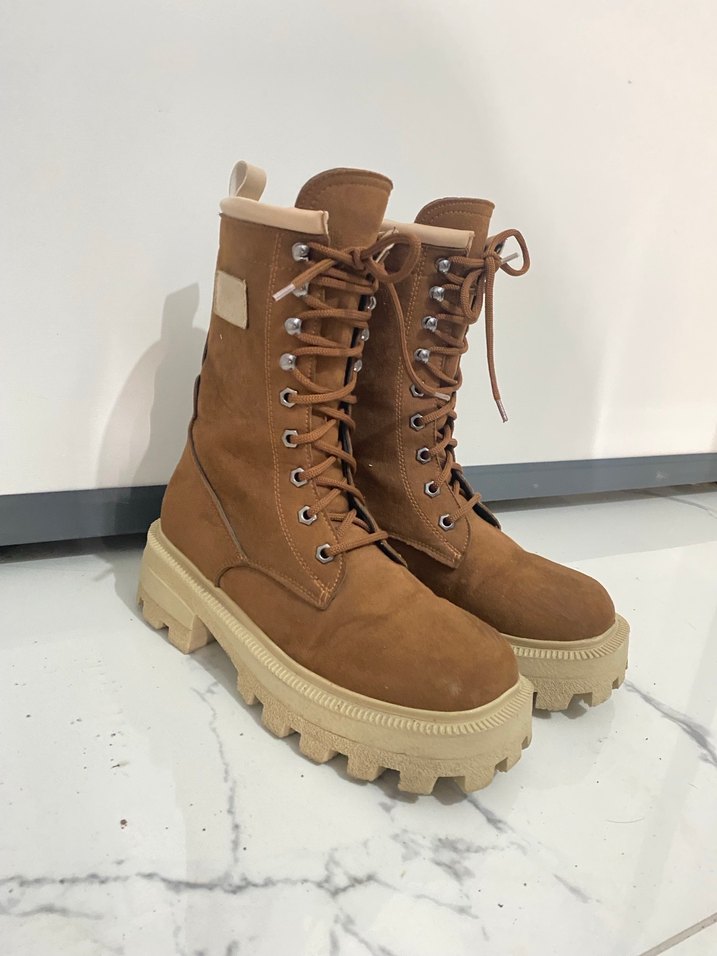 Süet Bej Platform Topuklu Kadın Bot - Görsel 2