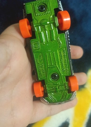 Koyu Haki Renkli Oyuncak Araba - Görsel 7