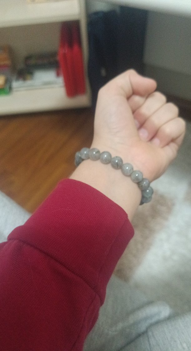 Gri Boncuklu Kadın Bileklik - Görsel 2