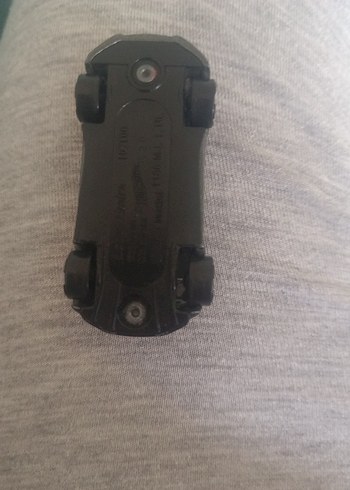 hasarlı boyası çizilmiş araba sadece - Görsel 2