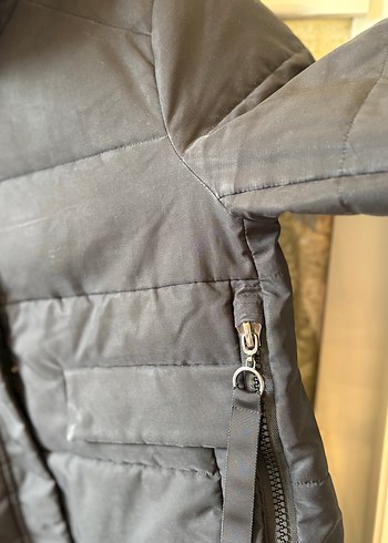 Network Siyah Kapüşonlu Kısa Kadın Kış Montu L Beden - Görsel 9