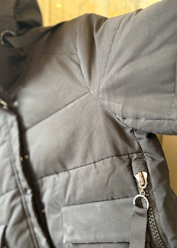 Network Siyah Kapüşonlu Kısa Kadın Kış Montu L Beden - Görsel 7