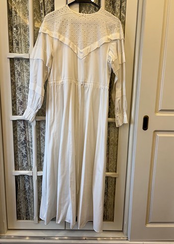 Touche Beyaz Nakışlı Uzun Elbise /36 - Görsel 3