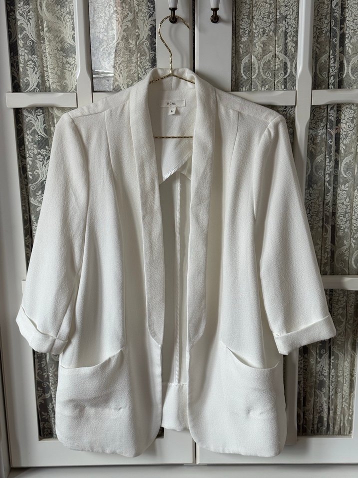 Uzun Beyaz Kadın Düğmesiz Ceket /M - Görsel 3