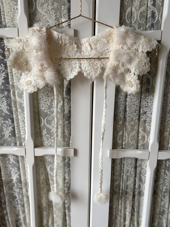 İncili Tüylü Dantelli Beyaz Yakalık - Görsel 5