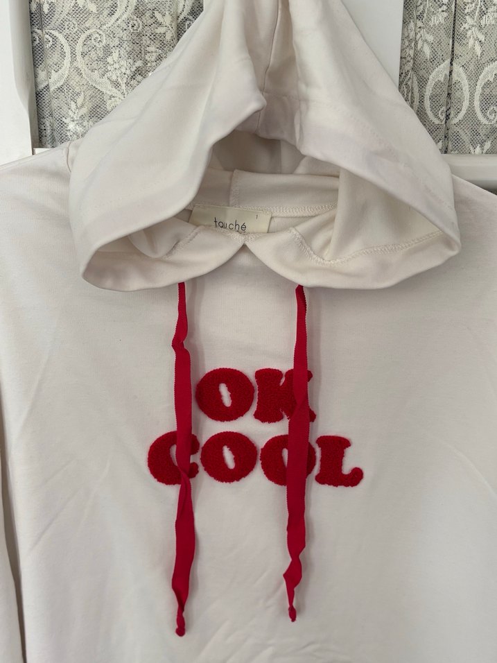 Touche Beyaz Kapüşonlu Kadın Sweatshirt - Görsel 4