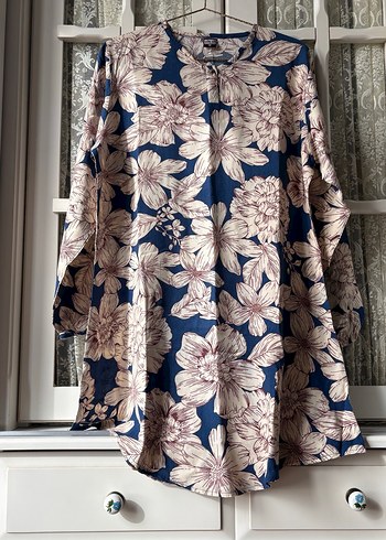 Kadın Lacivert Çiçek Desenli Uzun Kollu Tunik - Görsel 3