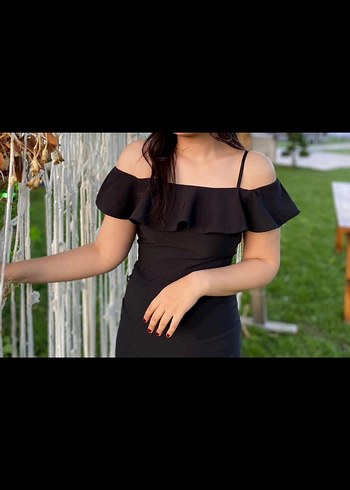 Siyah Uzun Askılı Fırfırlı Kadın Elbise - Görsel 6