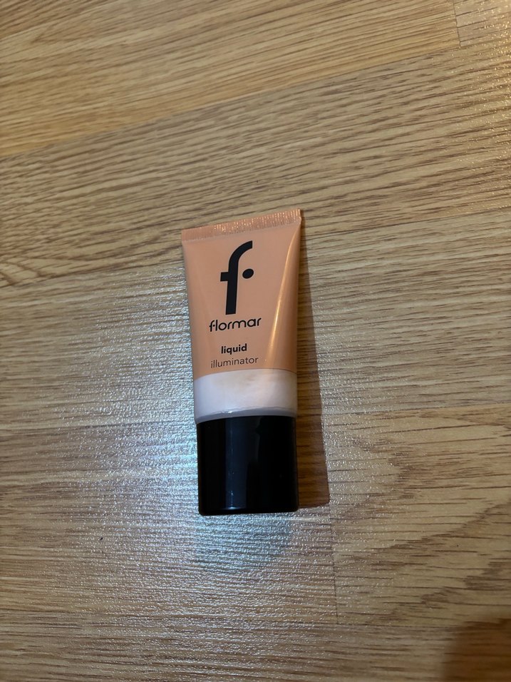 Flormar Hafif Yapılı Likit Aydınlatıcı 25ML - Görsel 4