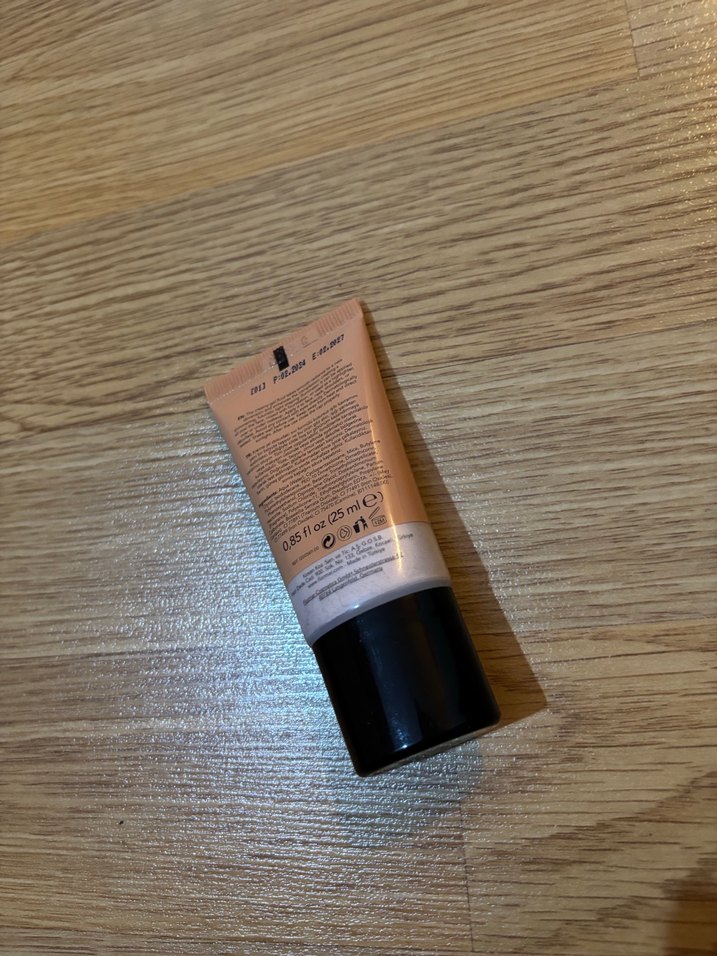 Flormar Hafif Yapılı Likit Aydınlatıcı 25ML - Görsel 3