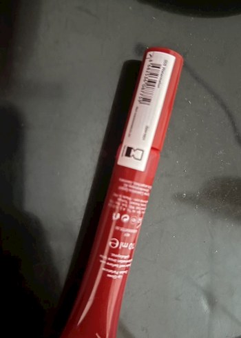 Flormar Juicy Karpuz Aromalı Kırmızı Dudak Parlatıcısı - Görsel 2