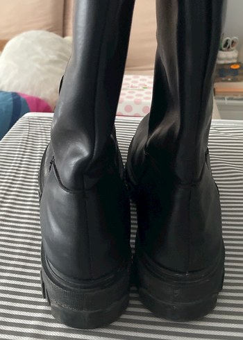 Kadın Siyah Deri Dizüstü Çizme - Görsel 3