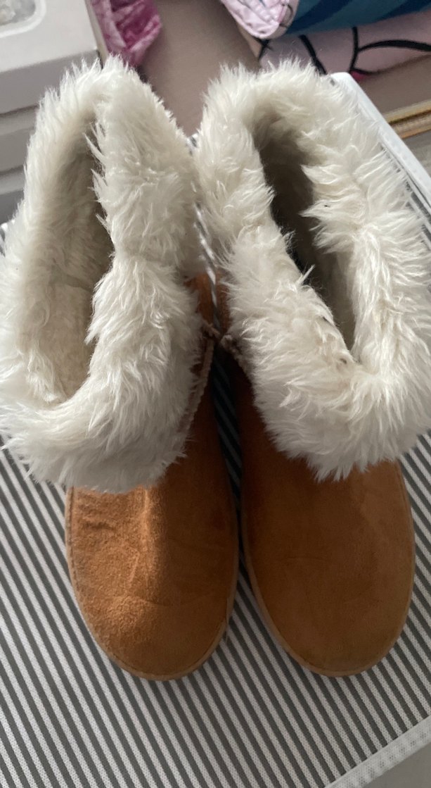 Kahverengi Süet Kürklü Kadın Dolgu Topuk Bot - Görsel 2