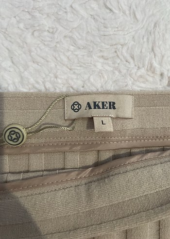 Bej Pilili Uzun Kadın Etek - Görsel 3