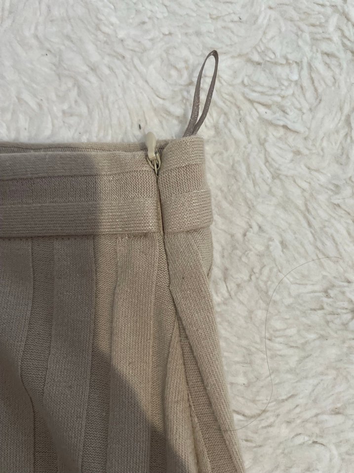 Bej Pilili Uzun Kadın Etek - Görsel 4