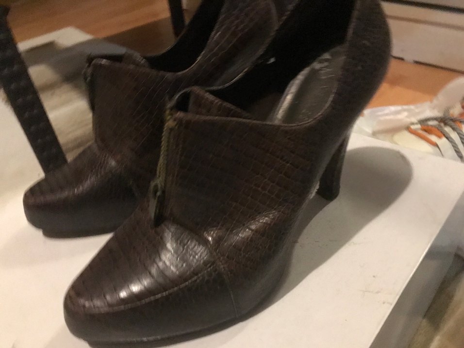 Kahverengi Yılan Desenli Deri Kadın Dolgu Topuk Ayakkabı - Görsel 3