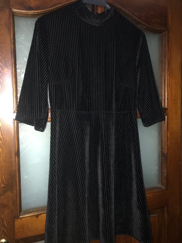 Siyah Piliseli Uzun Kadın Elbise - Görsel 2