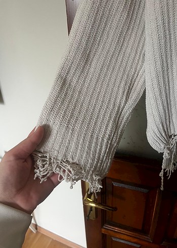 Beyaz Boğazlı Triko Salaş Kazak - Görsel 3