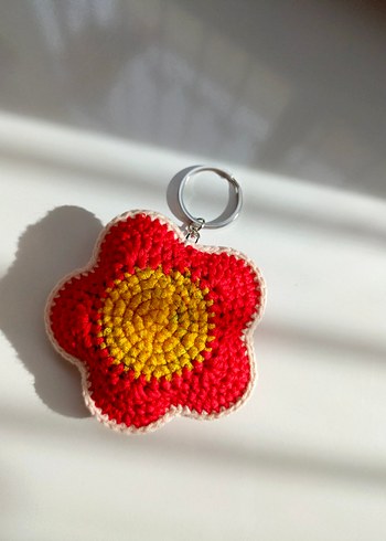  Renkli Örgü Çiçek Anahtarlık - Görsel 5