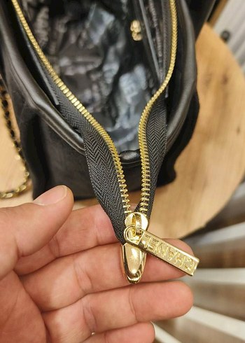 Zincir Detaylı Siyah Deri Chanel Çanta - Görsel 2